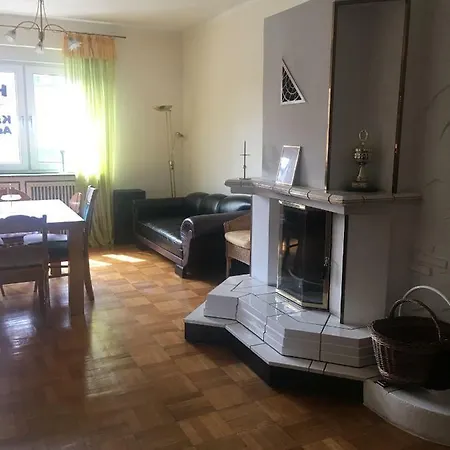 Am Friedrich Ebert Park Mit Ueber 100qm Wohnflaeche Апартаменты